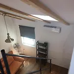 Apartmaji Sara, - Isola