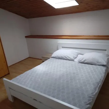 Διαμέρισμα Apartmaji Sara, - Isola