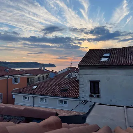 Apartmaji Sara, - Isola * إيزولا