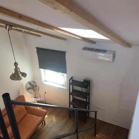 Apartmaji Sara, - Isola