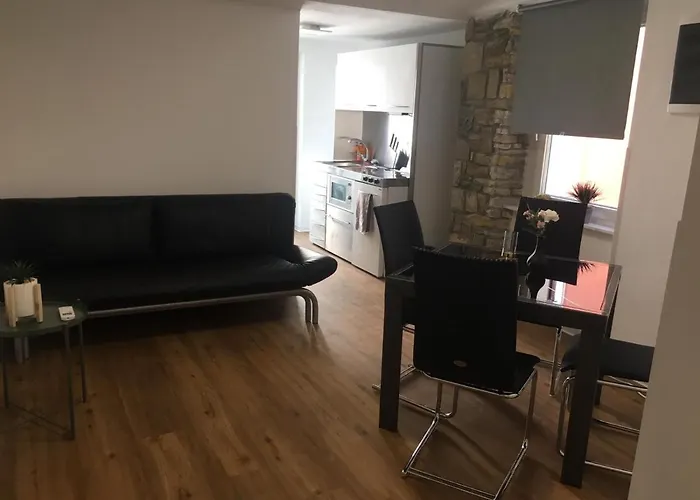 Apartmaji Sara, - Isola イゾラ